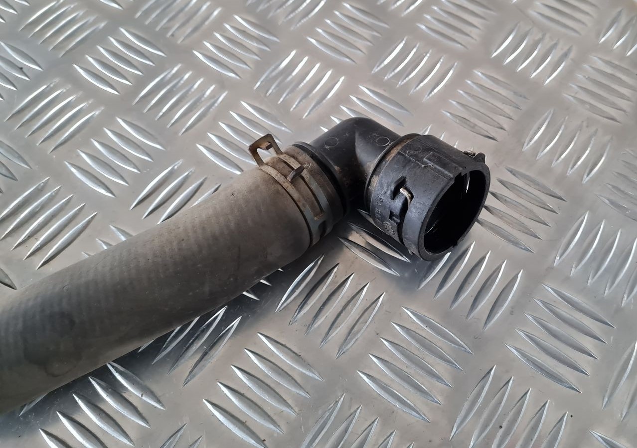 Dzesēšanas caurule priekš ŠKODA FABIA 2003 2 Dzesēšanas caurule priekš ŠKODA FABIA 2003