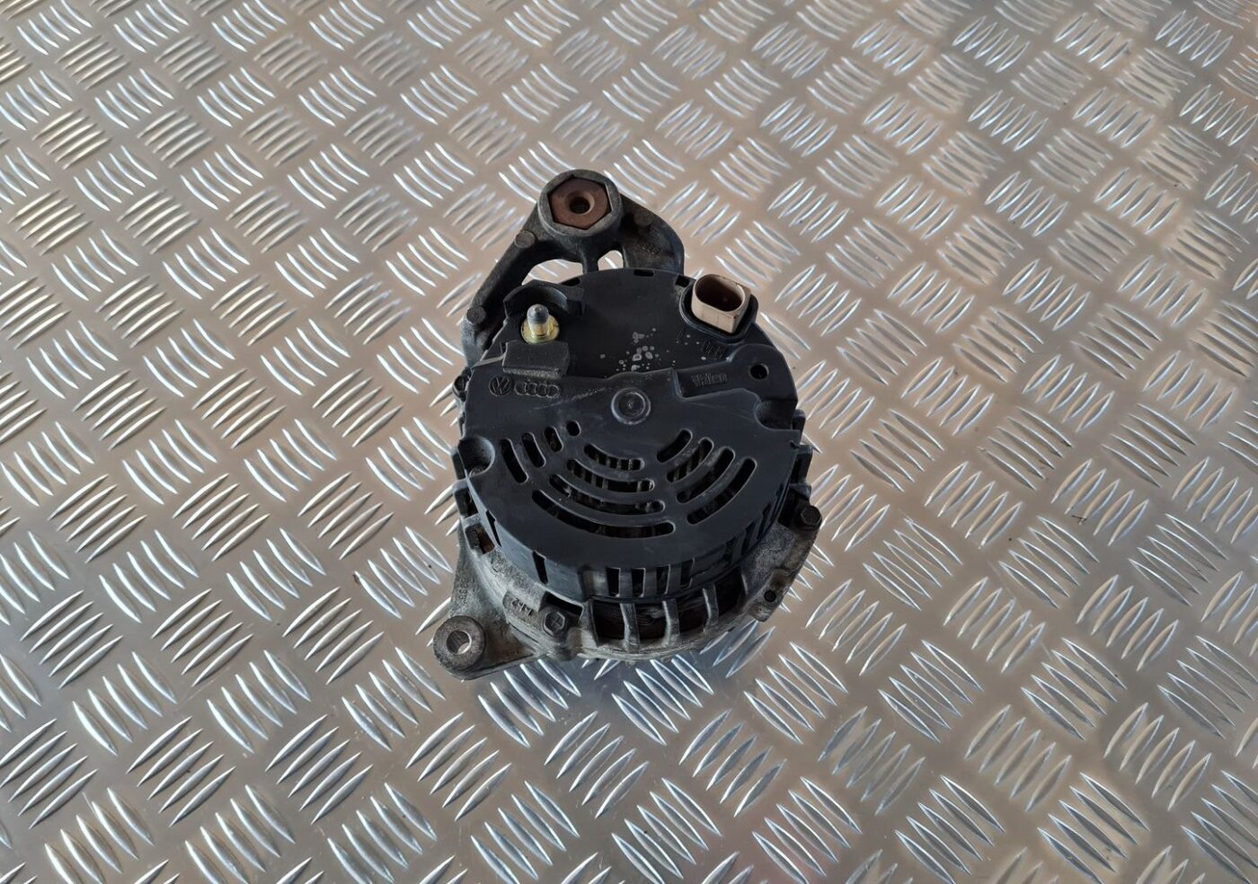 Ģenerators priekš AUDI A6 1998 6 Ģenerators priekš AUDI A6 1998