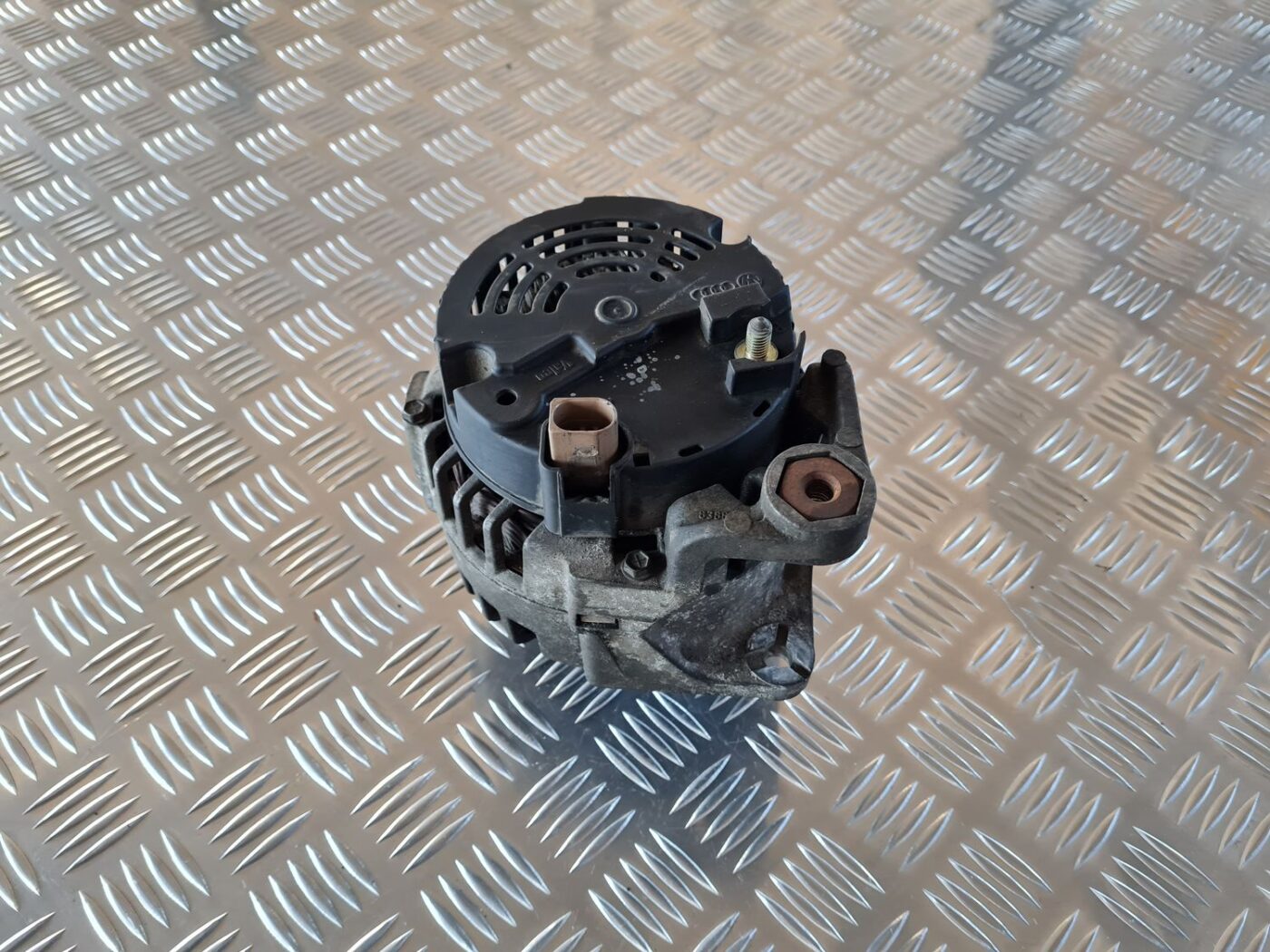 Ģenerators priekš AUDI A6 1998 3 Ģenerators priekš AUDI A6 1998