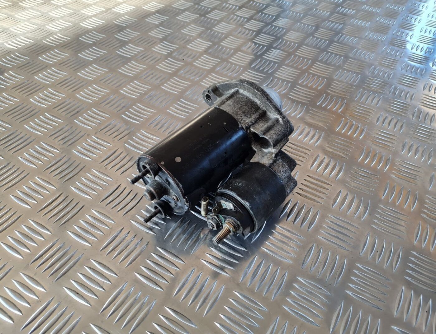 Starteris priekš AUDI A6 1998 3 Starteris priekš AUDI A6 1998