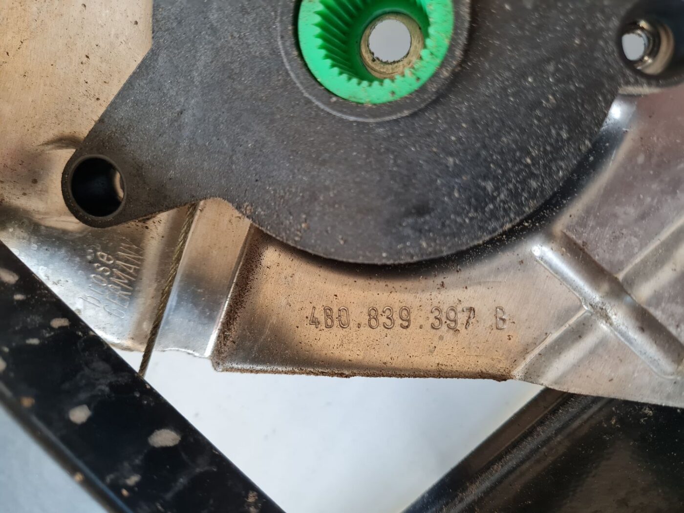 Durvju rāmis priekš AUDI A6 1998 3 Durvju rāmis priekš AUDI A6 1998