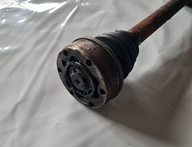 Pusass priekšēja labā priekš AUDI 80 1991