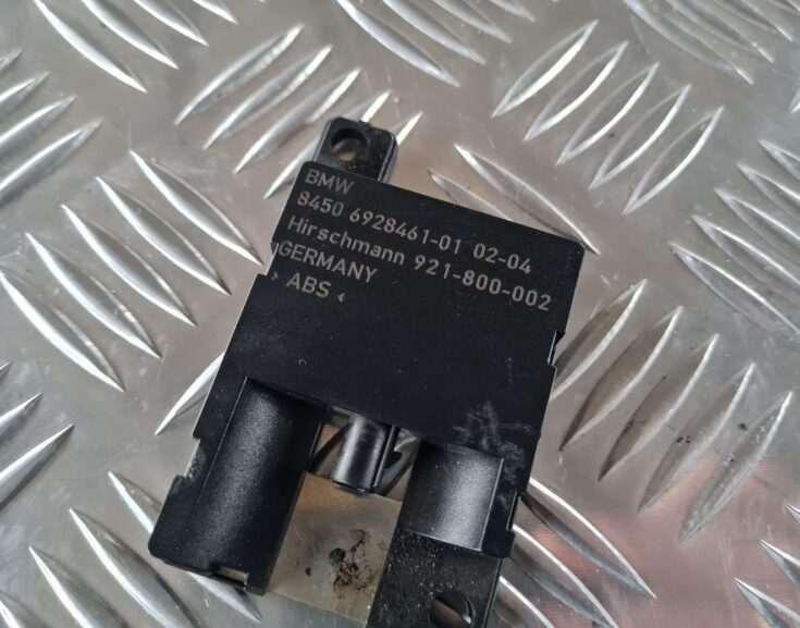 Antenas pastiprinātāja bloks priekš BMW 6 E63 645 2004
