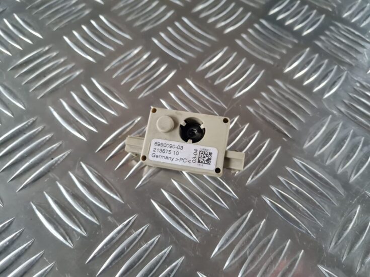 Antenas pastiprinātāja bloks priekš BMW 6 E63 645 2004