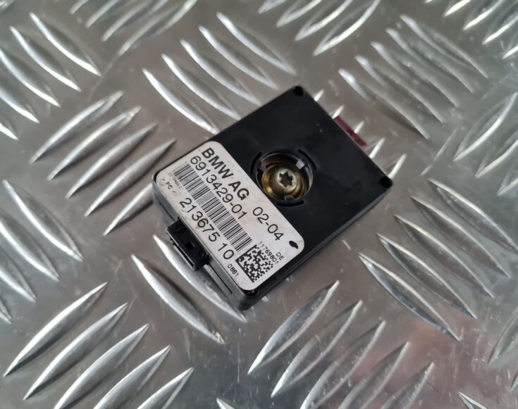 Antenas pastiprinātāja bloks priekš BMW 6 E63 645 2004