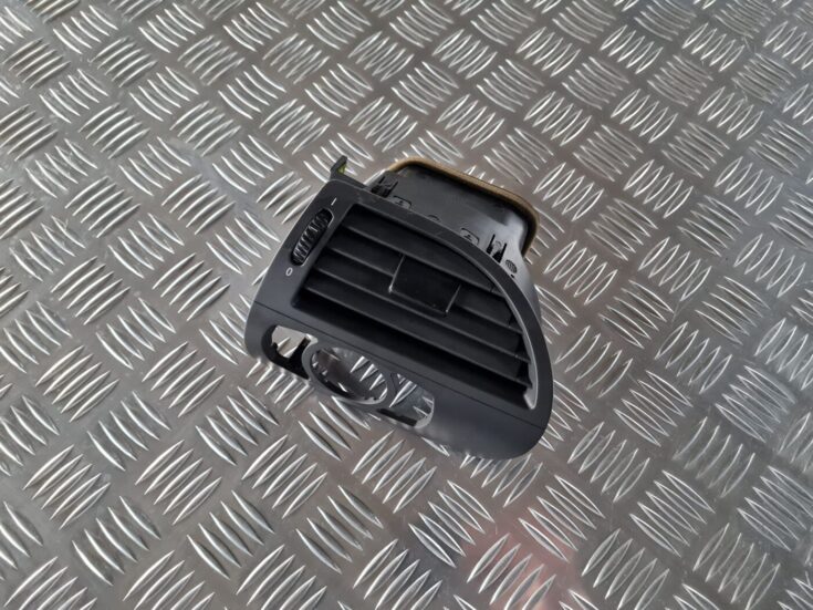 Mērinstrumentu paneļa gaisa vads, pa kreisi priekš BMW 6 E63 645 2004