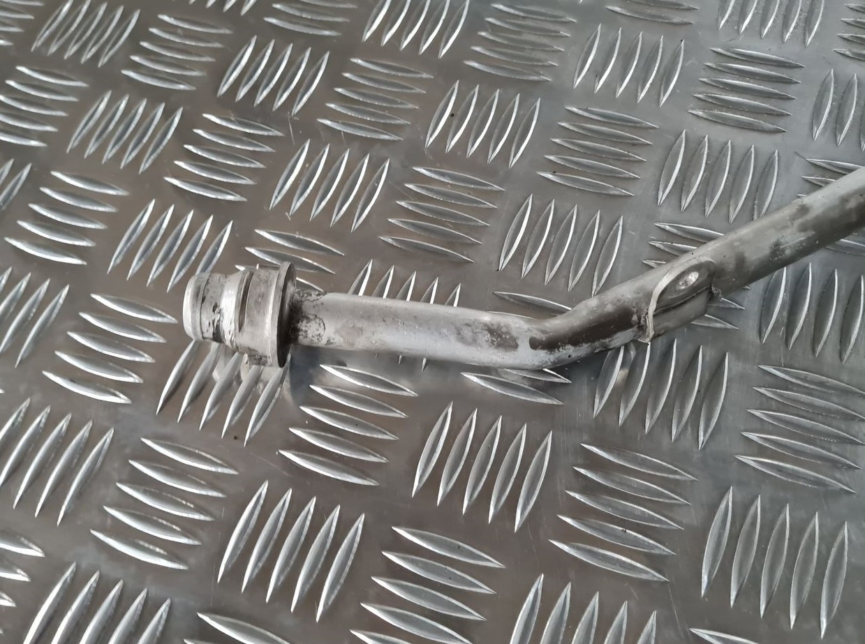 Dzesēšanas caurule priekš BMW 6 E63 645 2004 2 Dzesēšanas caurule priekš BMW 6 E63 645 2004