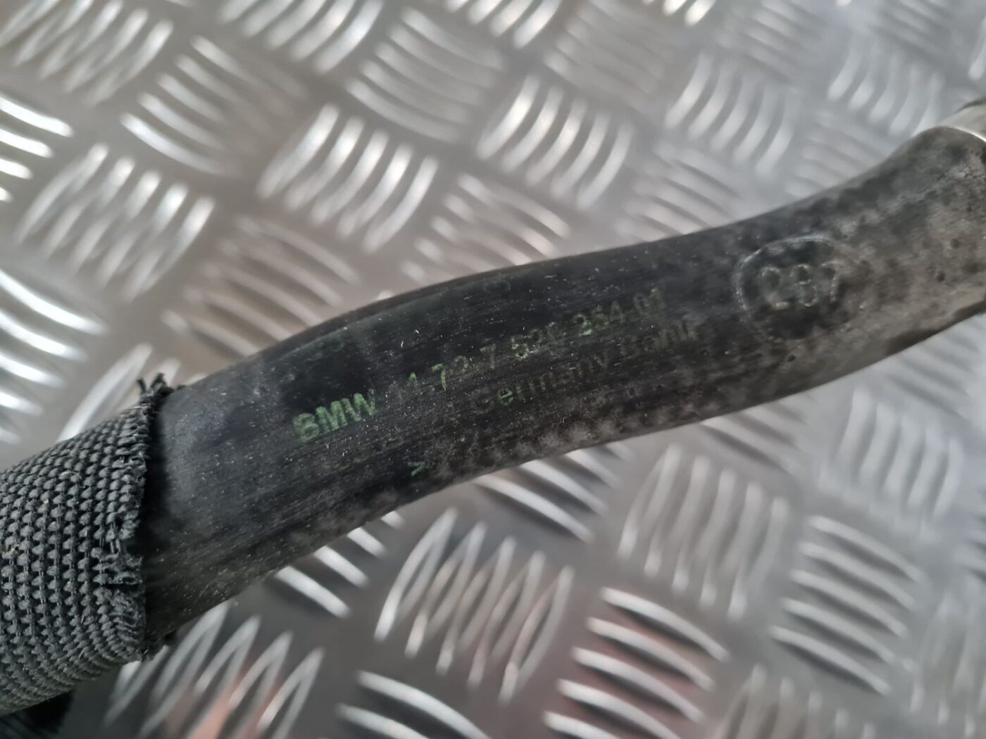 Sekundārā gaisa filtra caurule priekš BMW 6 E63 645 2004 3 Sekundārā gaisa filtra caurule priekš BMW 6 E63 645 2004