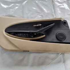 Priekšējo kreiso durvju apdare priekš BMW 6 E63 645 2004