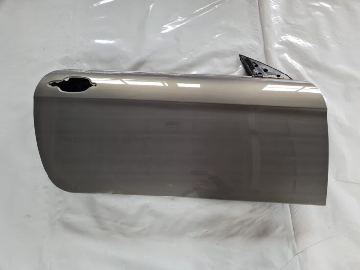 Priekšējās labās durvis priekš BMW 6 E63 645 2004