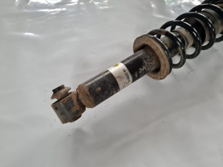 Aizmugurējais amortizators priekš BMW 6 E63 645 2004