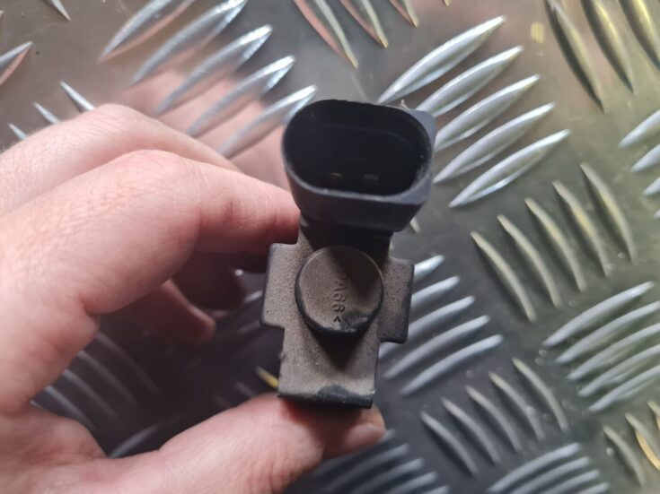 Solenoīda vakuuma vārsts priekš VW GOLF 5 2004