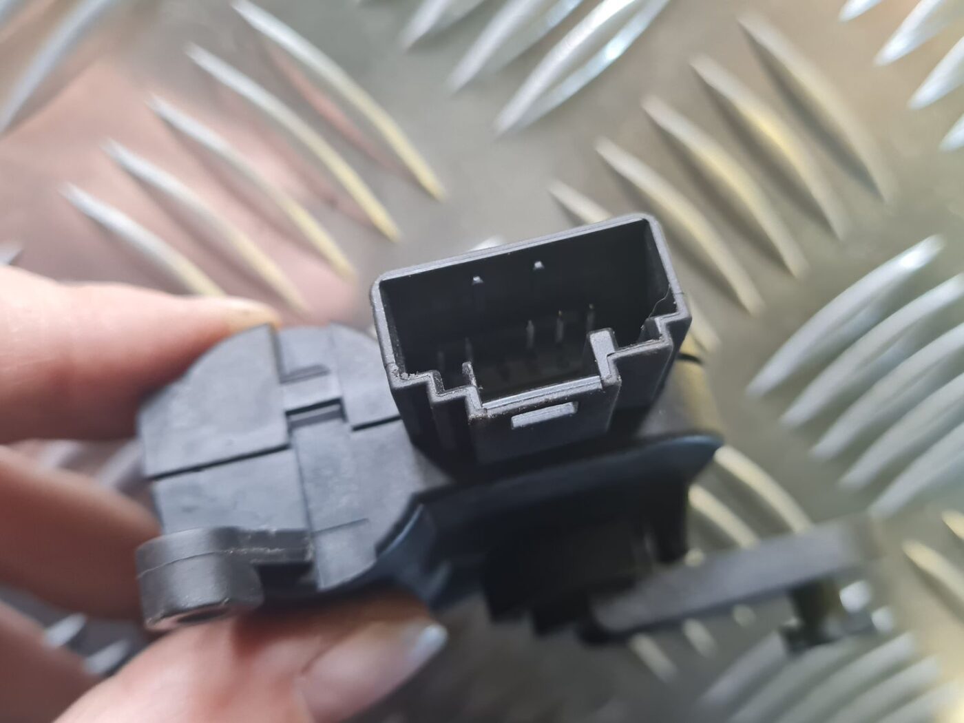 Apsildes sistēmas aktuators priekš VW GOLF 5 2004 3 Apsildes sistēmas aktuators priekš VW GOLF 5 2004