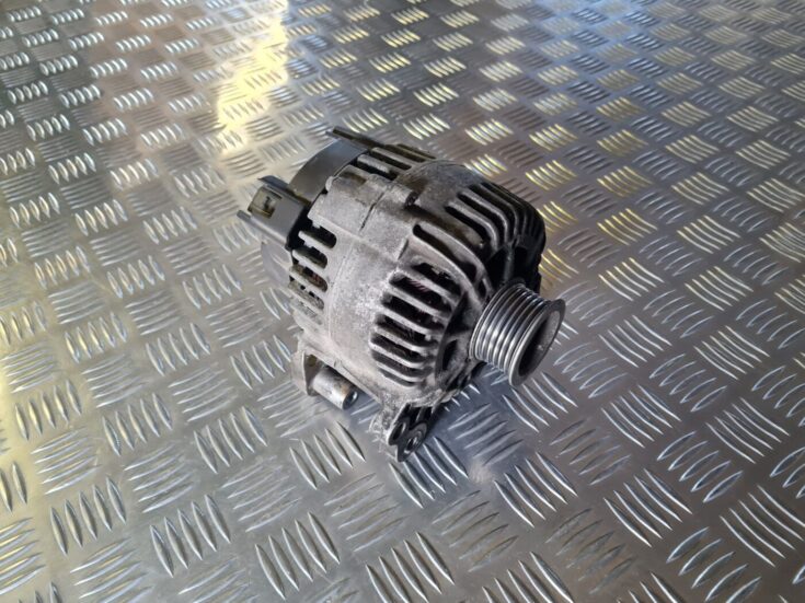 Ģenerators priekš VW GOLF 5 2004