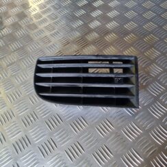 Miglas luktura reste, pa kreisi priekš VW GOLF 5 2004