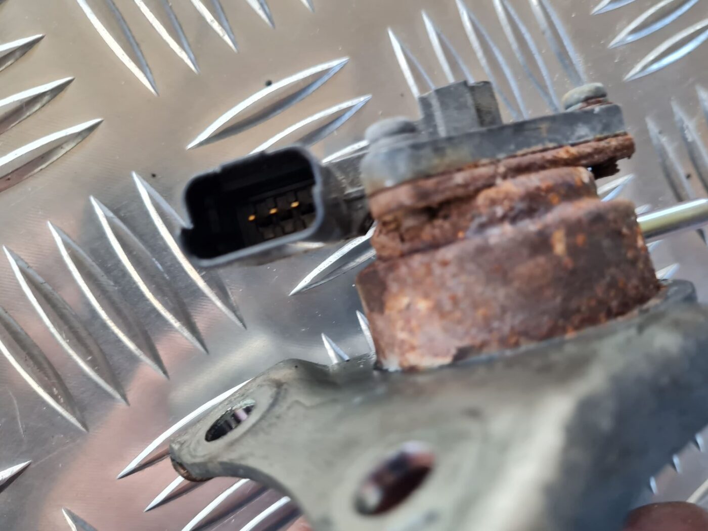 Turbīnas spiediena vārsts priekš CITROEN BERLINGO 2014 4 Turbīnas spiediena vārsts priekš CITROEN BERLINGO 2014