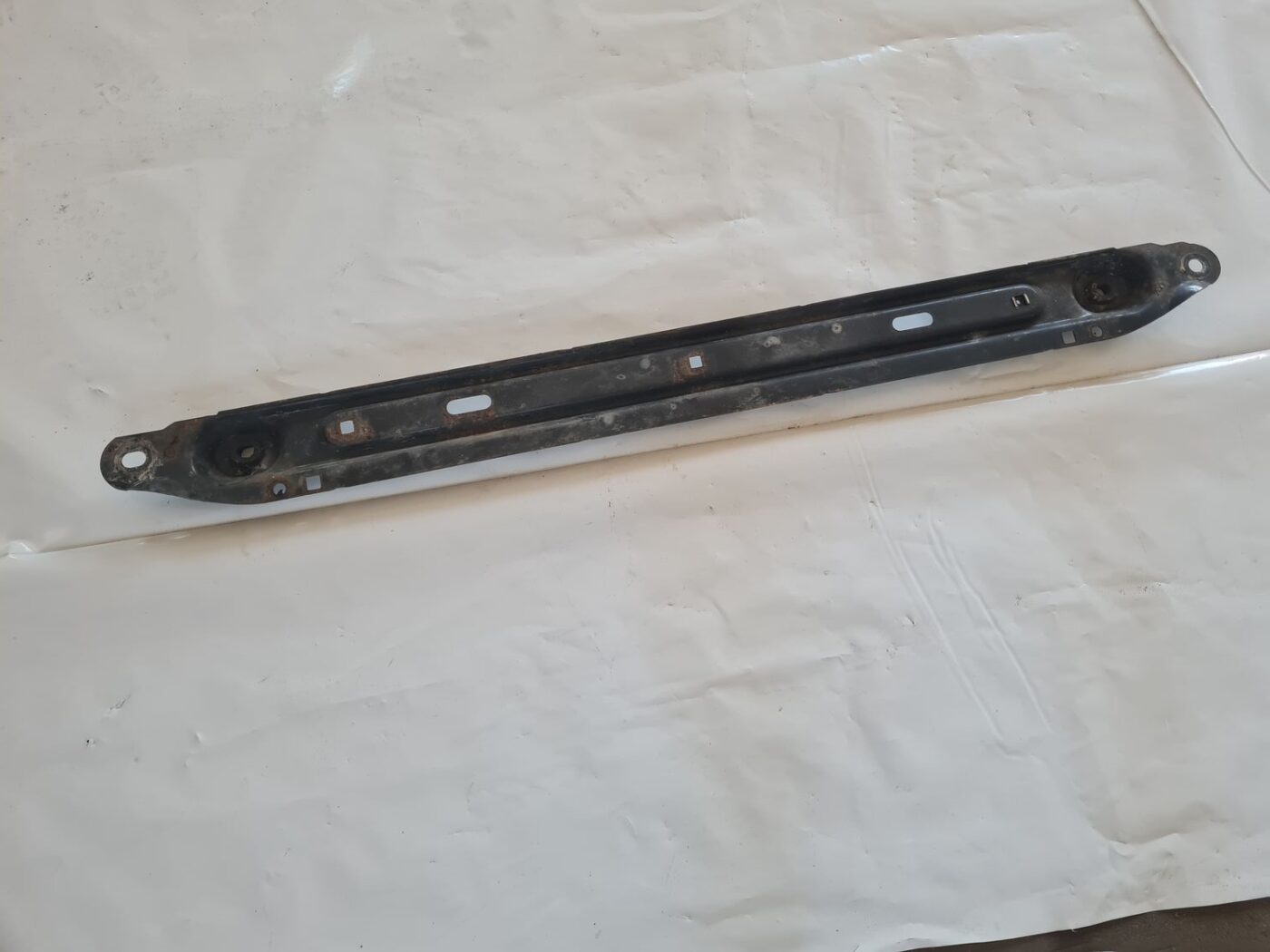 Priekšējā šķērseniskā sija priekš CITROEN BERLINGO 2014 3 Priekšējā šķērseniskā sija priekš CITROEN BERLINGO 2014