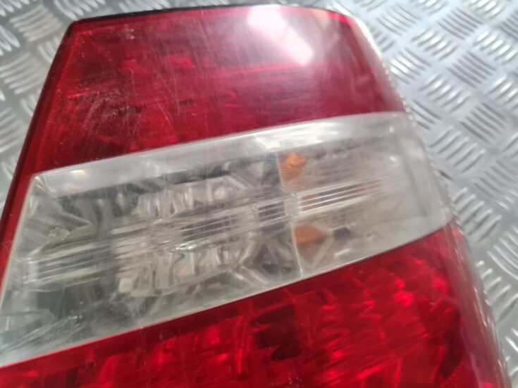 Aizmugurējais labais lukturis priekš FIAT STILO 2003
