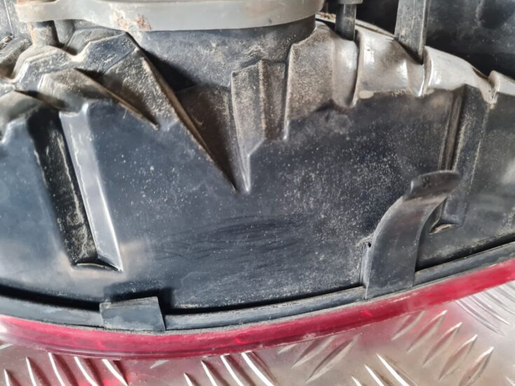 Aizmugurējais labais lukturis priekš FIAT STILO 2003