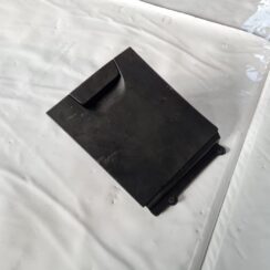 Mantu glabāšanas nodalījums vadītāja pusē priekš FIAT STILO 2003