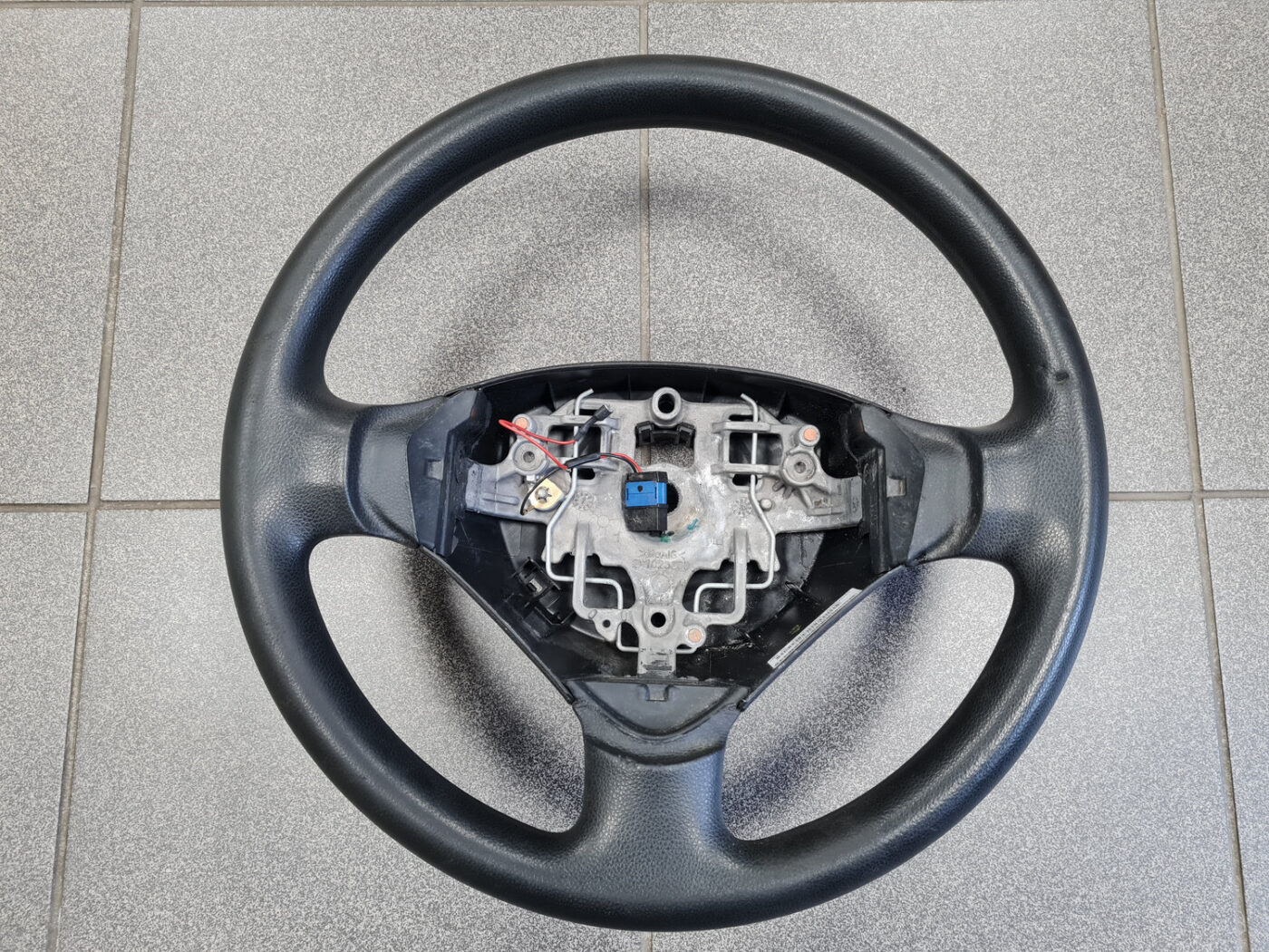 Stūre priekš CITROEN BERLINGO 2014 2 Stūre priekš CITROEN BERLINGO 2014