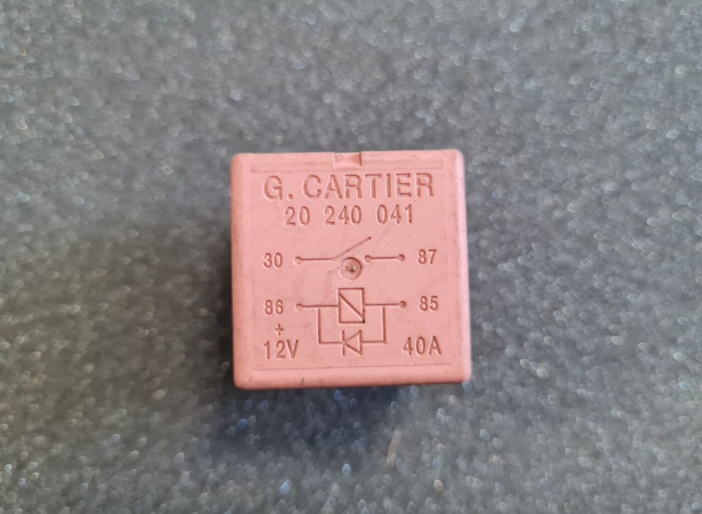 Drošinātāju releja priekš RENAULT 3 Drošinātāju releja priekš RENAULT