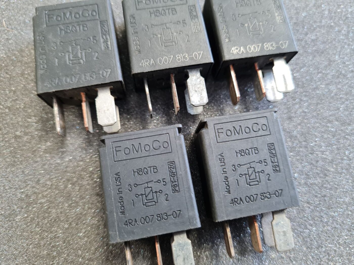 Drošinātāju releja priekš VOLVO 2 Drošinātāju releja priekš VOLVO