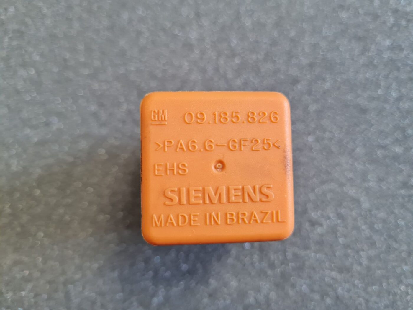 Drošinātāju releja priekš OPEL 3 Drošinātāju releja priekš OPEL