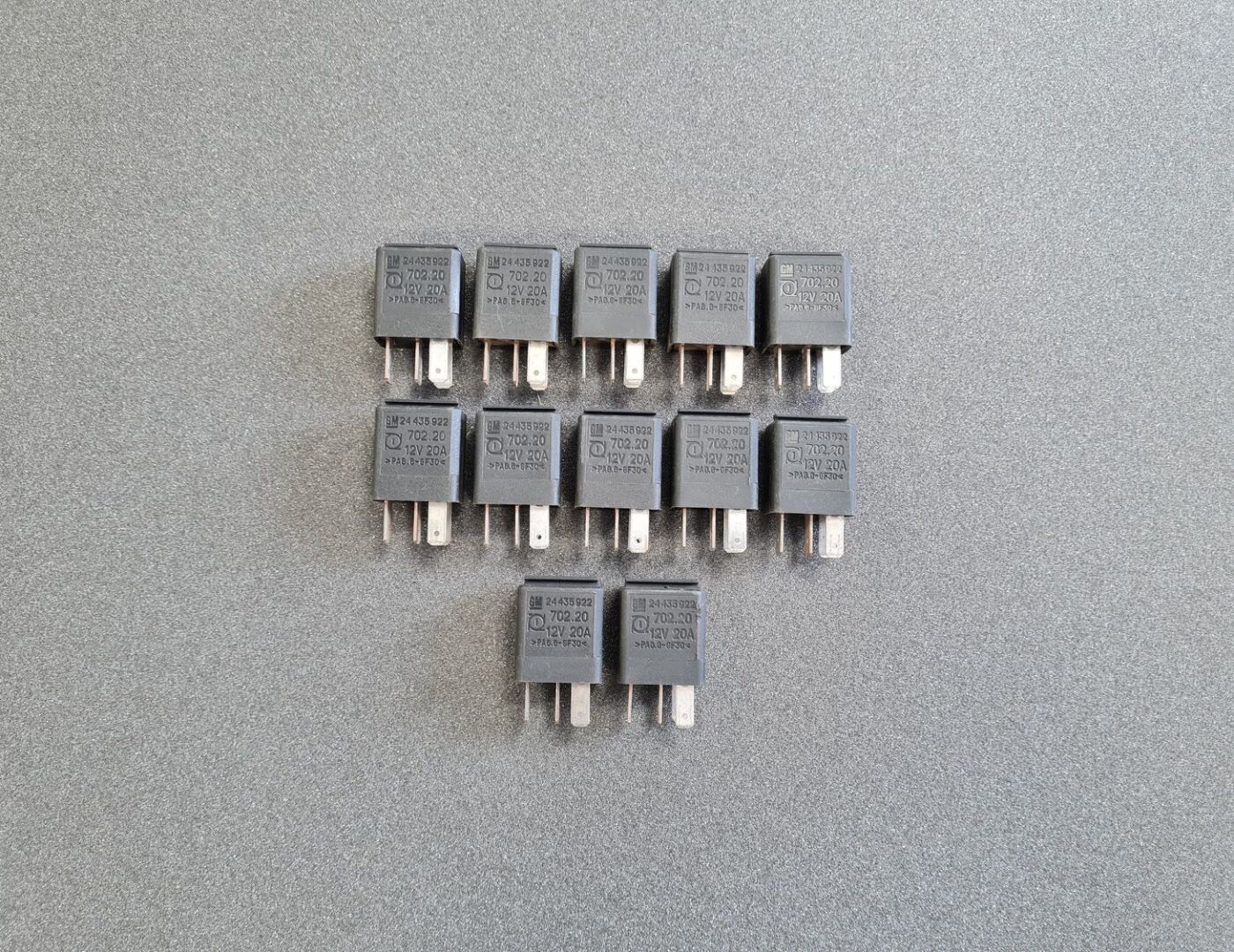 Drošinātāju releja priekš OPEL 1 Drošinātāju releja priekš OPEL