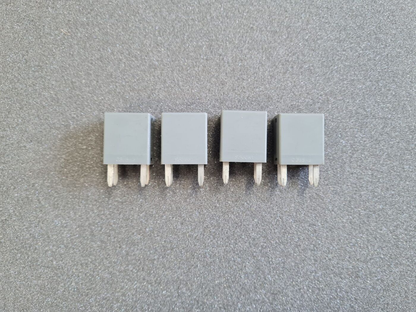 Drošinātāju releja priekš OPEL 1 Drošinātāju releja priekš OPEL