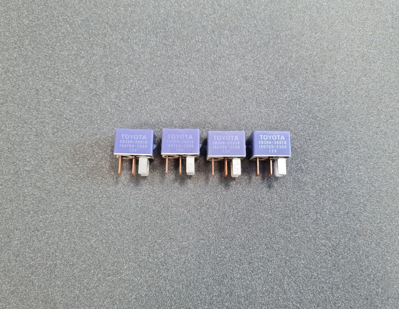 Drošinātāju releja priekš TOYOTA 1 Drošinātāju releja priekš TOYOTA