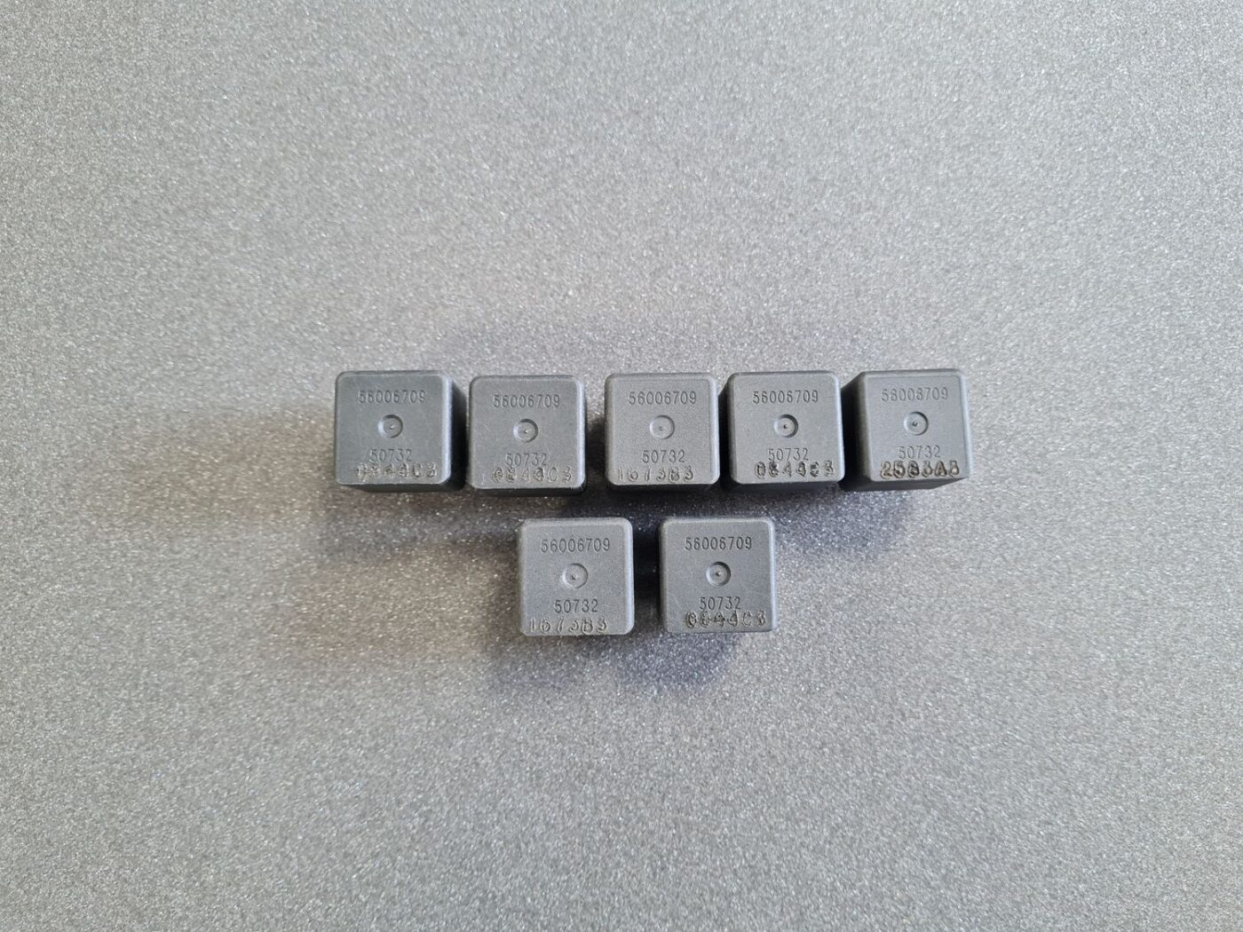 Drošinātāju releja priekš JEEP 1 Drošinātāju releja priekš JEEP