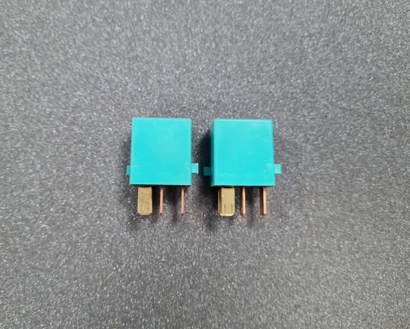 Drošinātāju releja priekš HONDA 1 Drošinātāju releja priekš HONDA