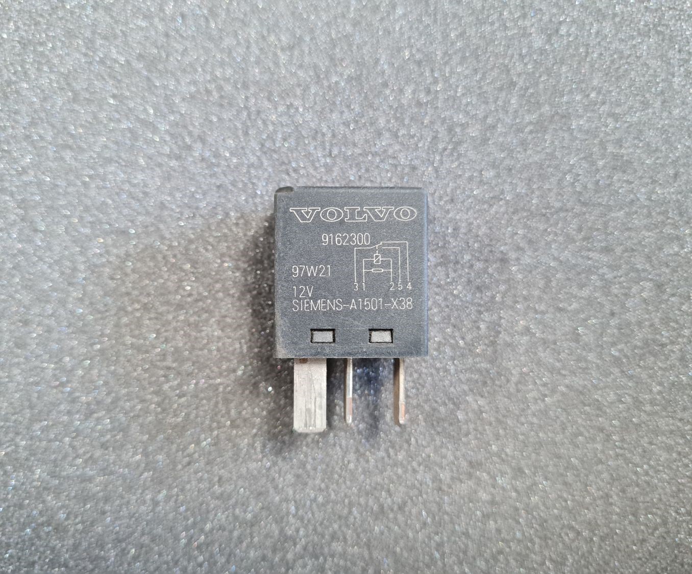 Drošinātāju releja priekš VOLVO 1 Drošinātāju releja priekš VOLVO