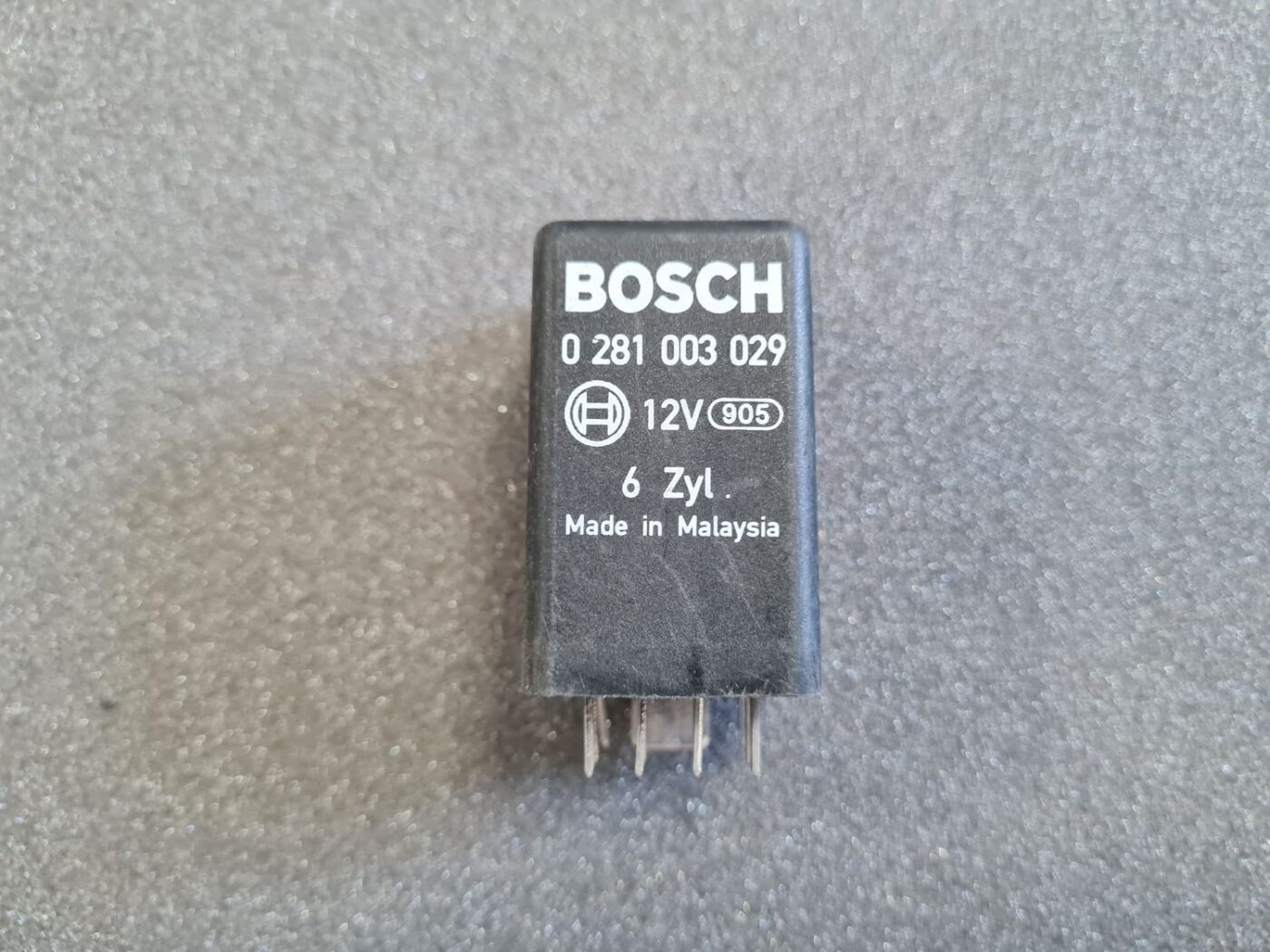 Drošinātāju releja priekš AUDI 2 Drošinātāju releja priekš AUDI