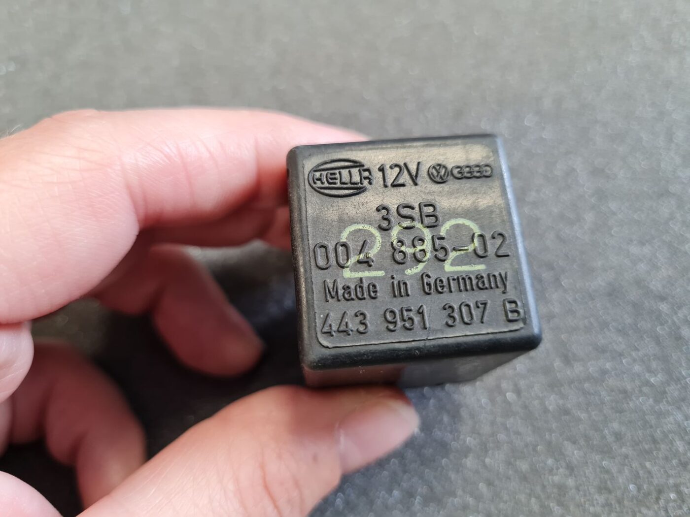 Drošinātāju releja priekš AUDI 3 Drošinātāju releja priekš AUDI