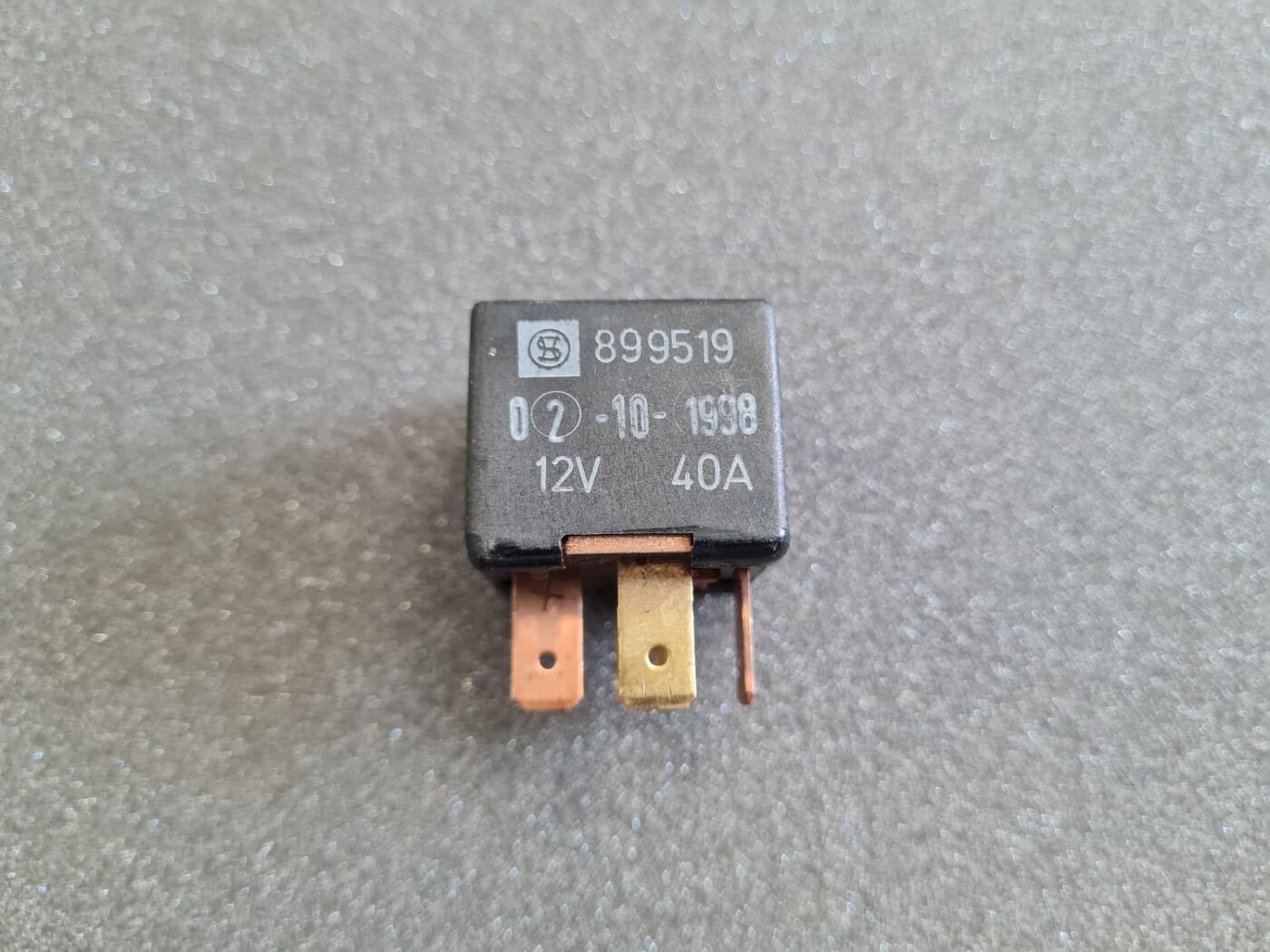 Drošinātāju releja priekš AUDI 4 Drošinātāju releja priekš AUDI