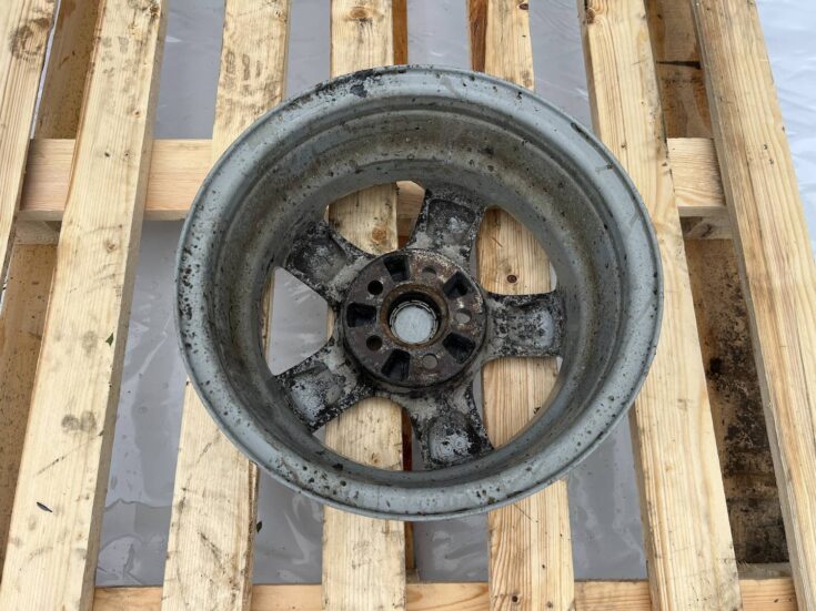 Lietais disks - vieglmetāla priekš ŠKODA OCTAVIA 2006