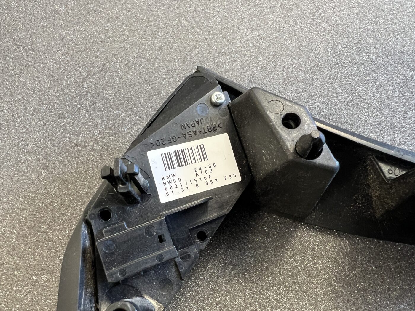 Stūres poga priekš BMW 520D E60 2006 ENG. 4 Stūres poga priekš BMW 520D E60 2006 ENG.