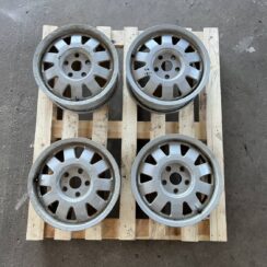 Lietie diski - vieglmetāla (kpl) priekš AUDI A4 1996