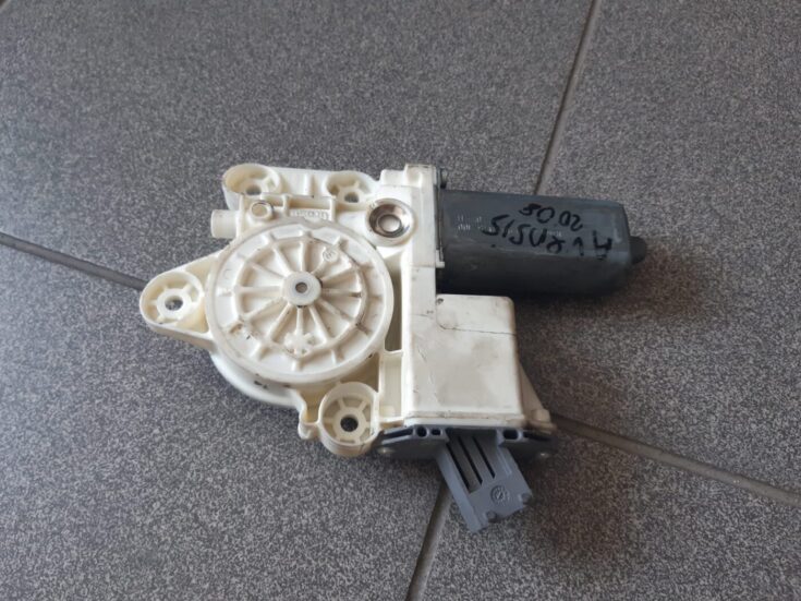 Elektrisko stiklu motors priekš TOYOTA AVENSIS 2008