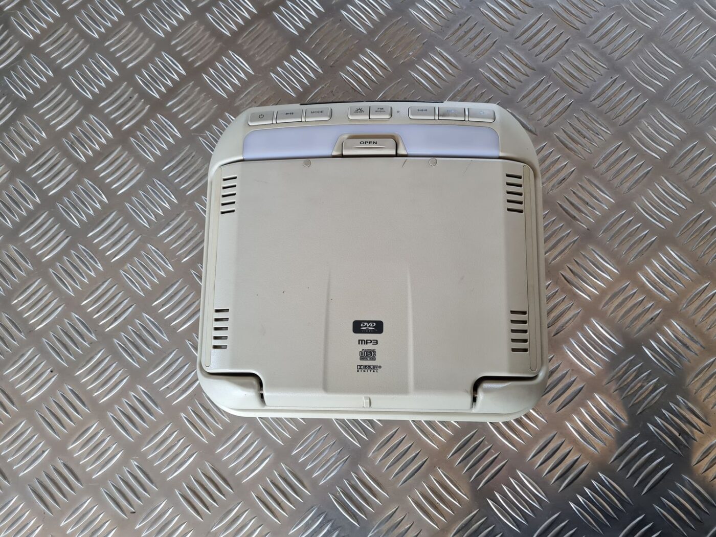 DVD komplekts priekš DODGE JOURNEY 2010 3 DVD komplekts priekš DODGE JOURNEY 2010