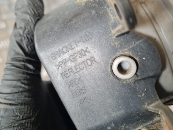Miglas lukturis priekšā pa kreisi priekš DODGE JOURNEY 2010