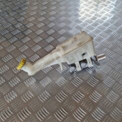 Bremžu pastiprinātāja galvenais cilindrs priekš DODGE JOURNEY 2010