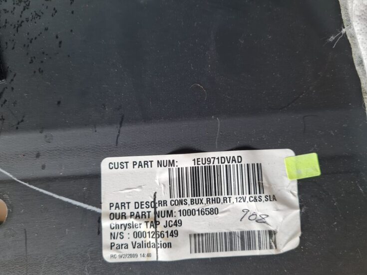 Centrālās konsoles apdares lielākā daļa priekš DODGE JOURNEY 2010