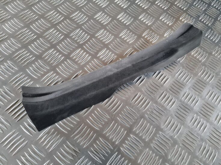 Sliekšņa aizmugurēja laba uzlika (salonā) priekš TOYOTA AURIS 2007