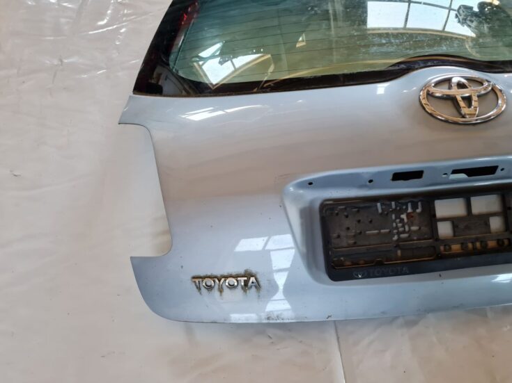 Bagāžnieka vāks priekš TOYOTA AURIS 2007