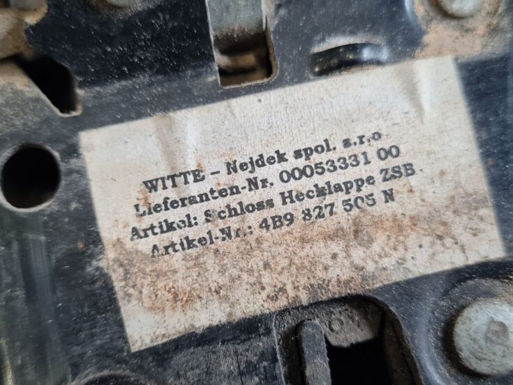 Bagāžnieka vāka slēdzene priekš AUDI A4 2003
