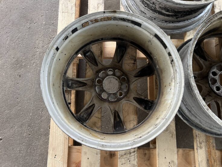 Lietais disks - vieglmetāla priekš VOLVO V70 2007