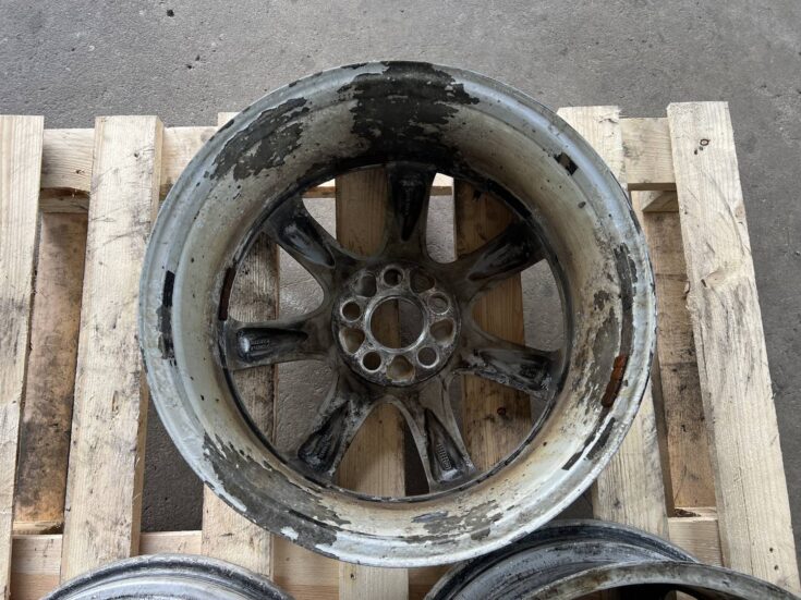 Lietais disks - vieglmetāla priekš VOLVO V70 2007